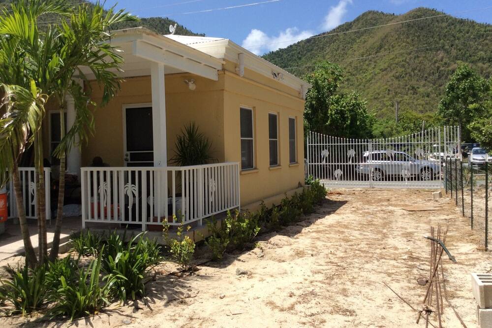 Photo of Outdoor in Maho Bay Quarter
