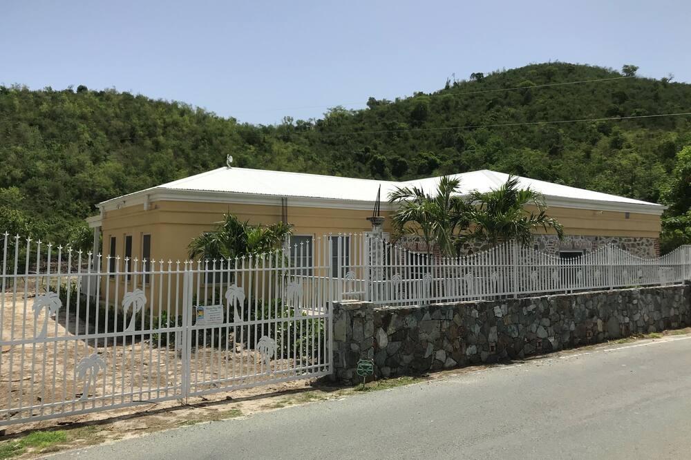 Photo of Others in Maho Bay Quarter