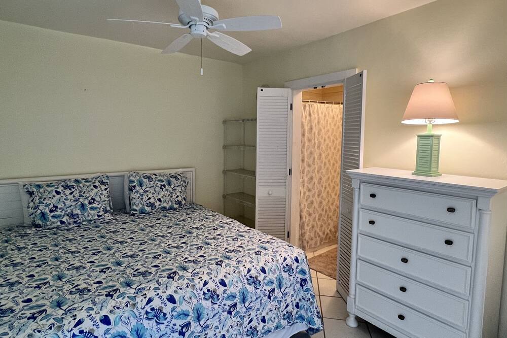 Photo of Bedroom in Estate Shoys