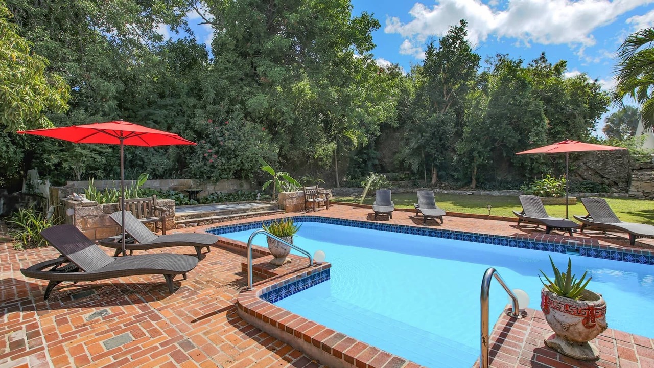 Photo of Outdoor in Estate Sprat Hall