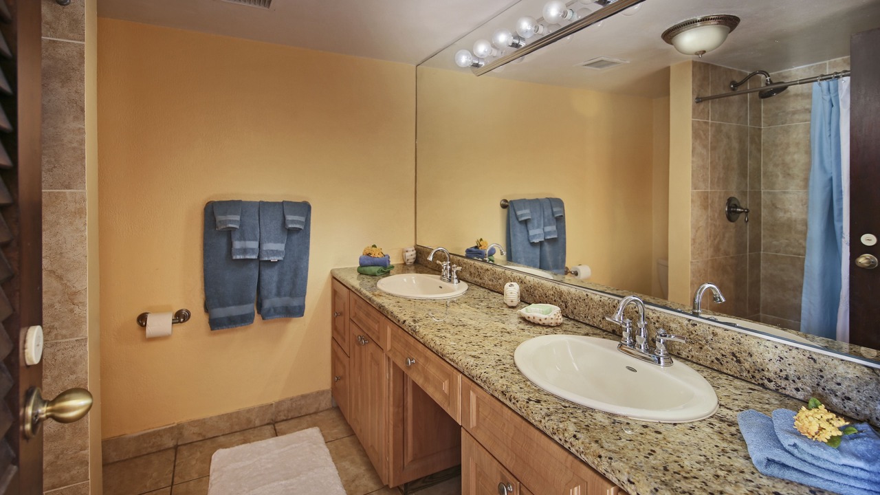 Photo of Bathroom in Cabes Point