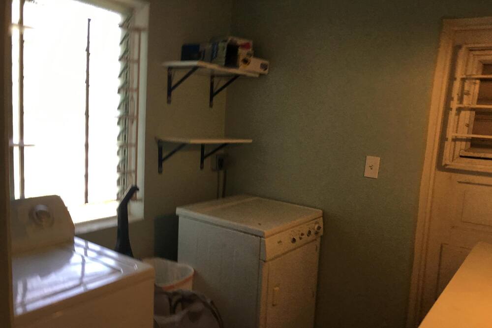 Photo of Bedroom in Estate William