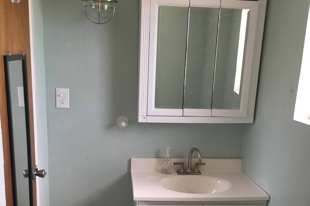 Photo of Bathroom in Estate William