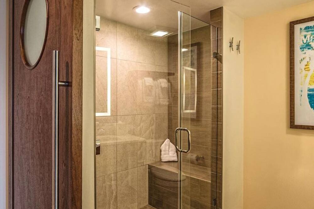 Photo of Bathroom in Frydendal