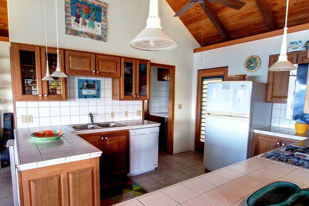 Photo of Kitchen in Contant Farms