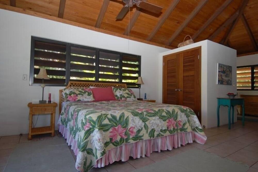 Photo of Bedroom in Contant Farms