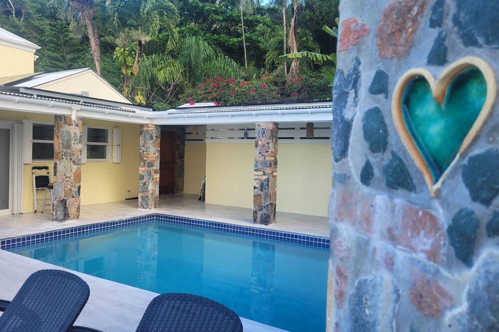 Photo of Outdoor in Virgin Grand Estates