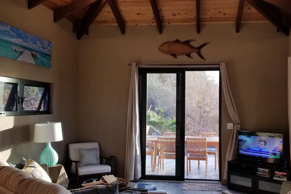Photo of Livingroom in Seagrape Hill