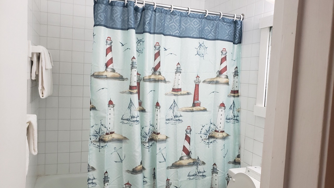 Photo of Bathroom in Red Hook