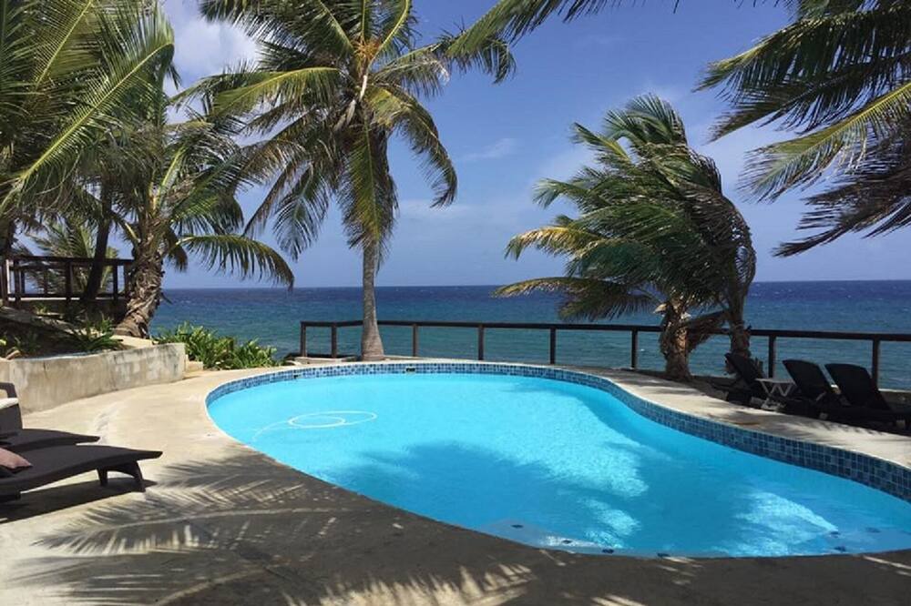 Photo of Outdoor in Estate La Vallee