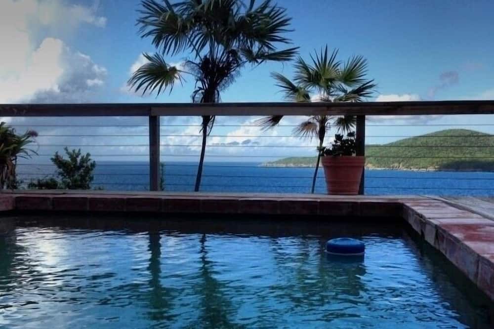 Photo of Outdoor in Estate Peterborg