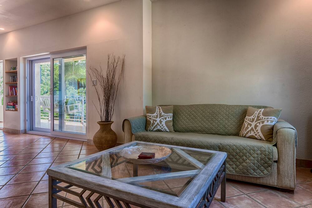 Photo of Livingroom in Estate Enighed