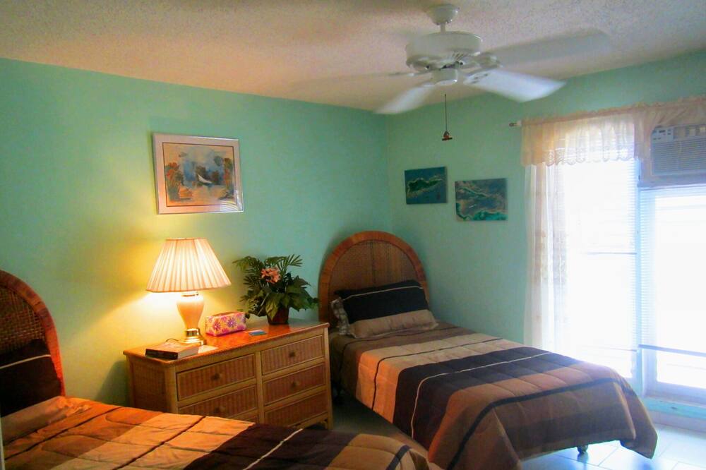 Photo of Bedroom in Estate Golden Rock