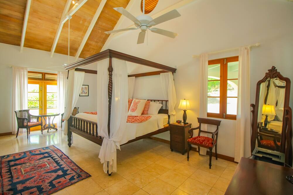 Photo of Bedroom in Estate Shoys