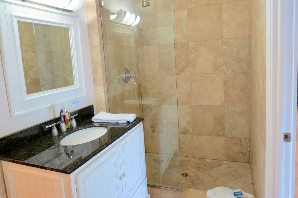 Photo of Bathroom in Cotton Valley Shores