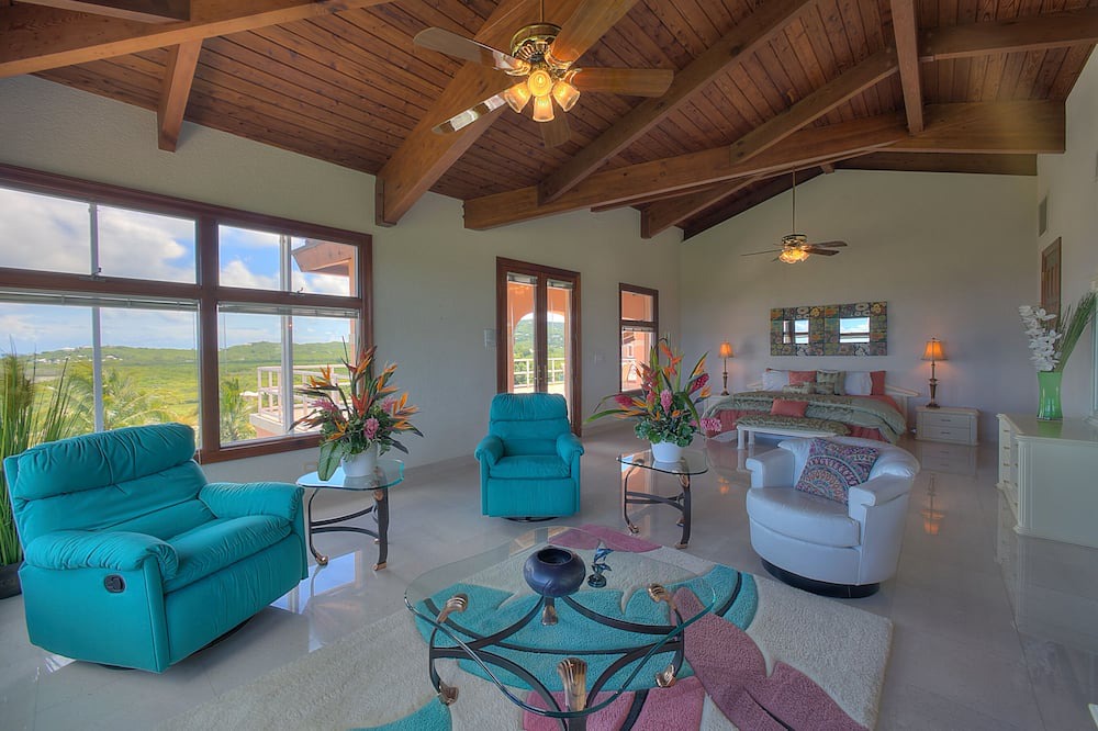 Photo of Livingroom in Testman