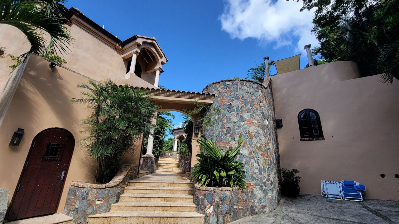Photo of Outdoor in Maho Bay Quarter