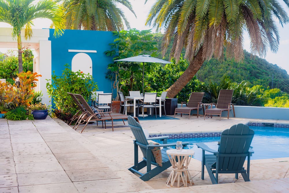 Photo of Outdoor in Estate Betsys Jewel