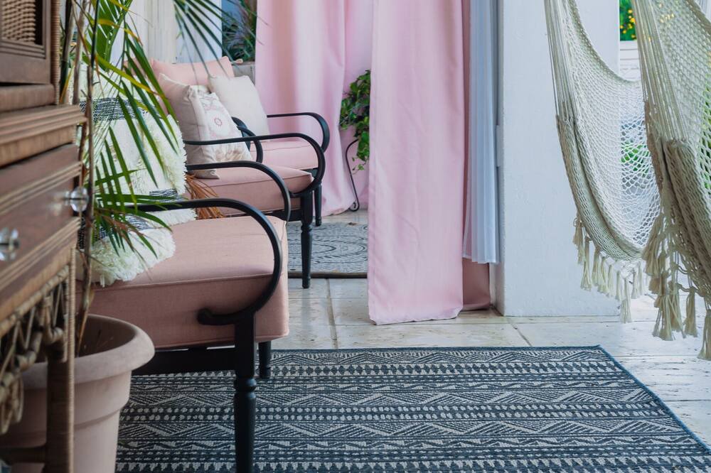 Photo of Patio Balcony in Estate Betsys Jewel