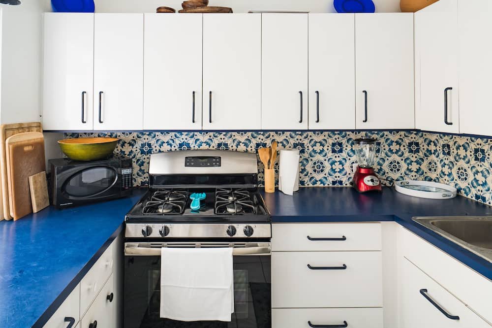 Photo of Kitchen in Estate Betsys Jewel