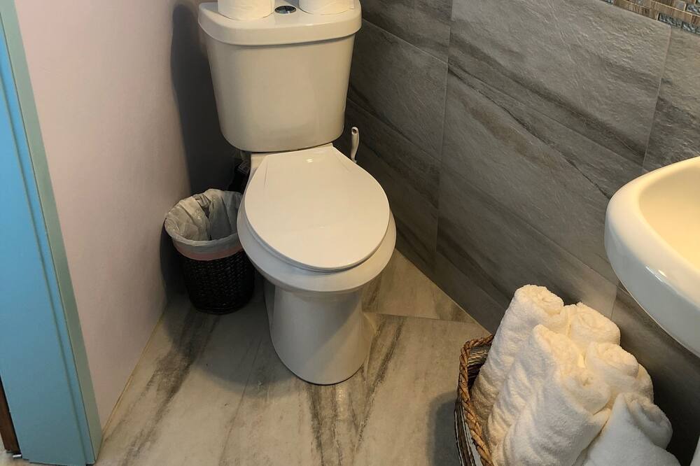 Photo of Bathroom in Estate Glucksberg and Grunwald