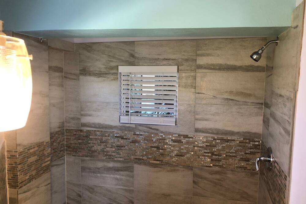 Photo of Bathroom in Estate Glucksberg and Grunwald