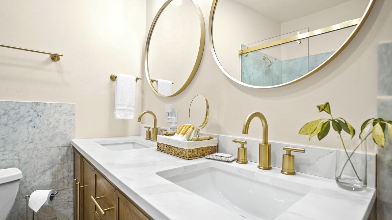 Photo of Bathroom in Estate Kings Quarter