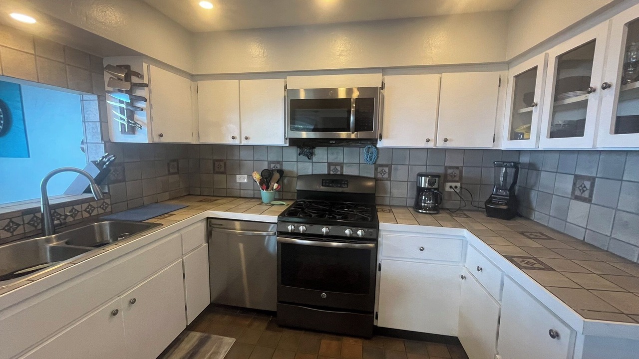 Photo of Kitchen in Estate Caret Bay