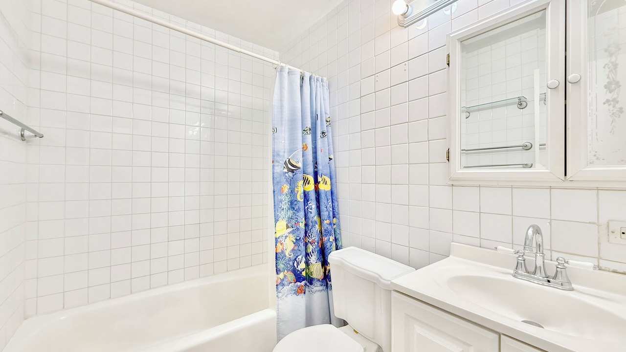 Photo of Bathroom in Red Hook