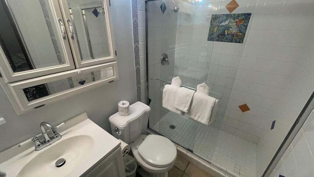 Photo of Bathroom in Red Hook