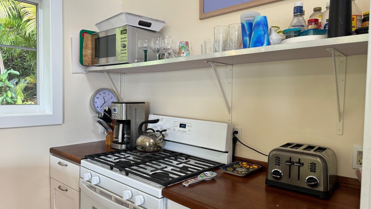 Photo of Kitchen in Point Rendezvous