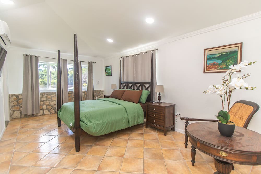 Photo of Bedroom in Estate Little Princess South