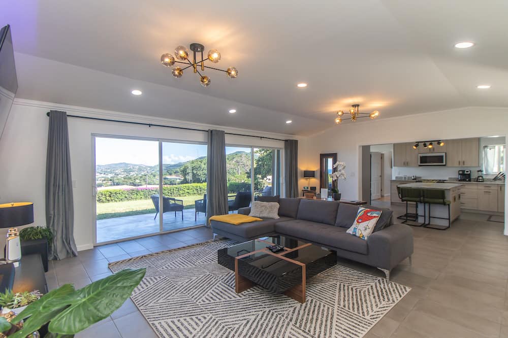Photo of Livingroom in Estate Little Princess South