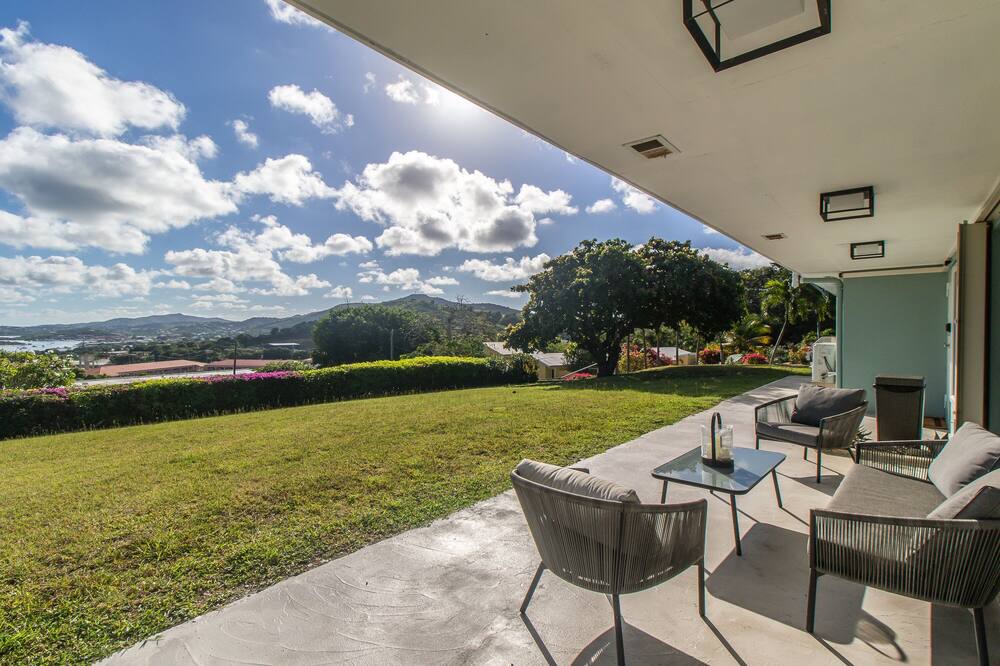 Photo of Outdoor in Estate Little Princess South