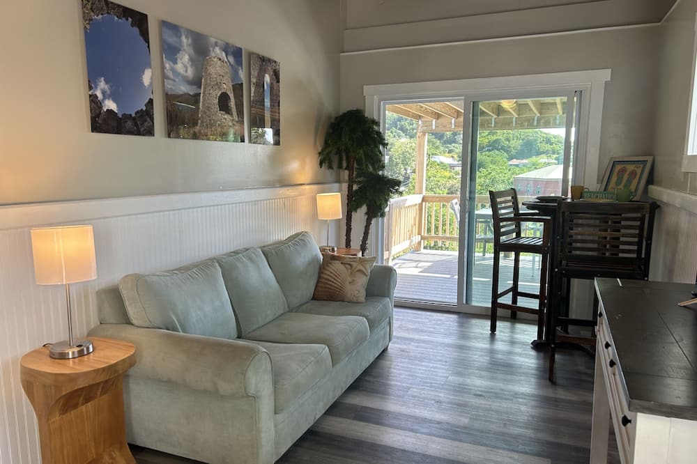 Photo of Patio Balcony in Seagrape Hill