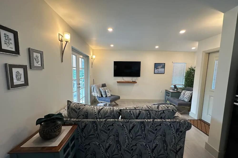 Photo of Livingroom in Cane Bay