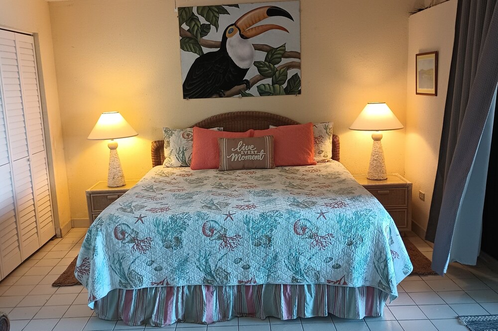 Photo of Bedroom in Orange Grove