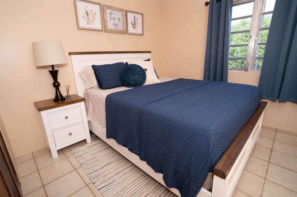 Photo of Bedroom in Estate Upper Love