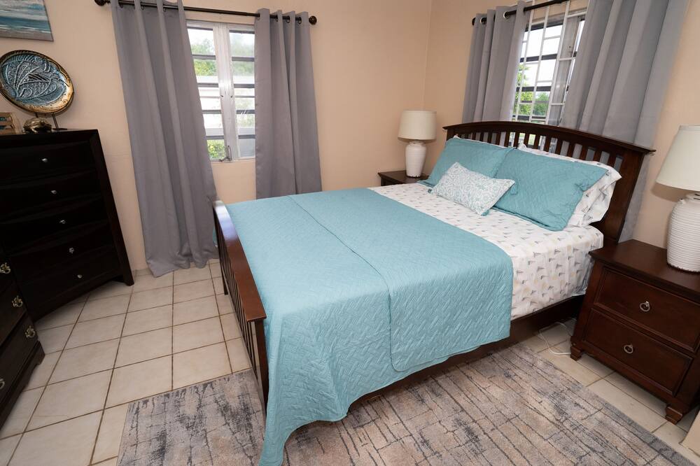 Photo of Bedroom in Estate Upper Love