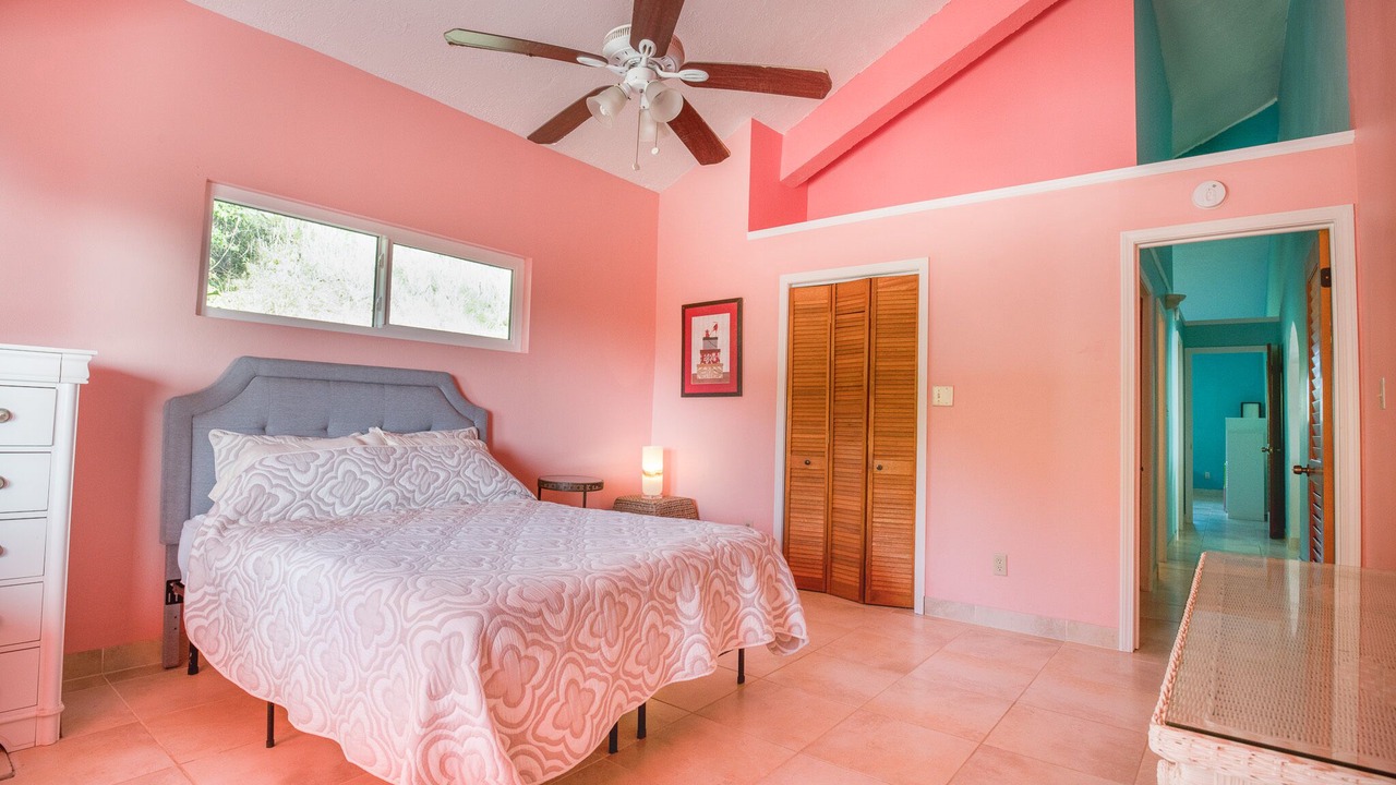 Photo of Bedroom in Estate Clairmont