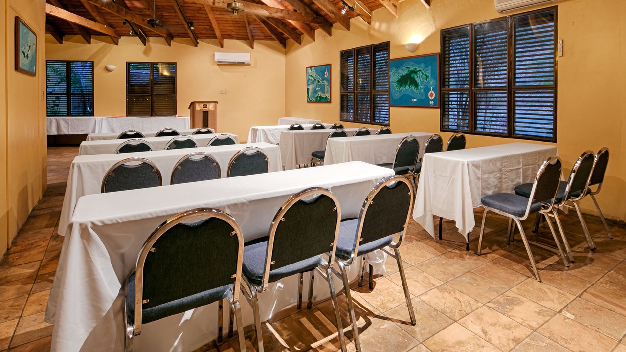 Photo of Others in Charlotte Amalie West