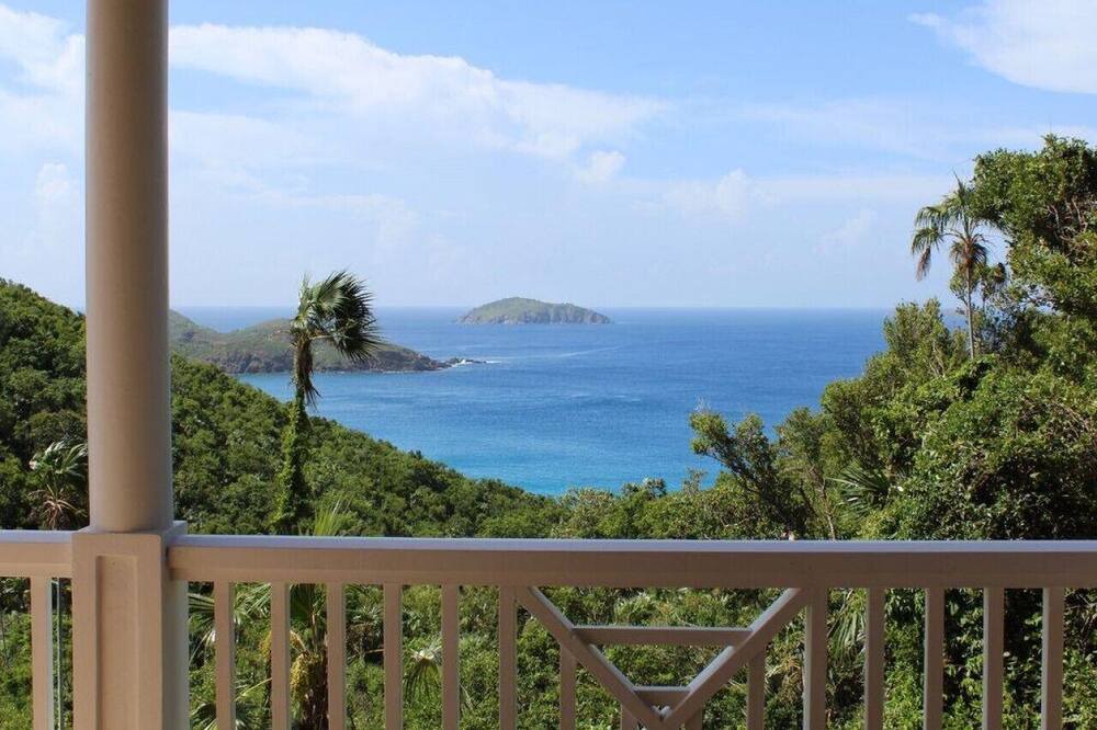 Photo of Others in Estate Little Saint Thomas