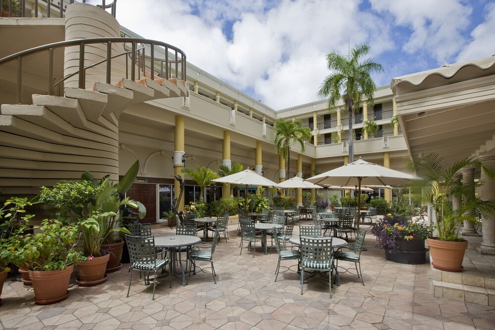 Photo of Outdoor in Estate Demarara
