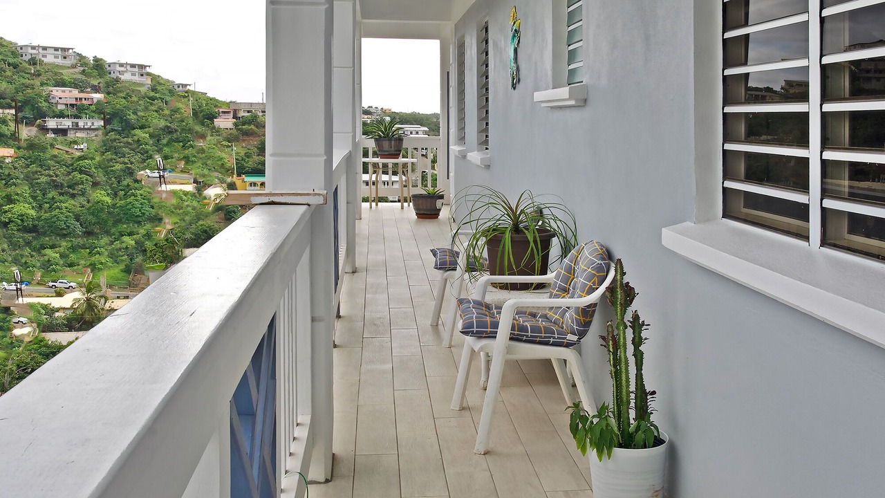 Photo of Patio Balcony in Anna's Retreat