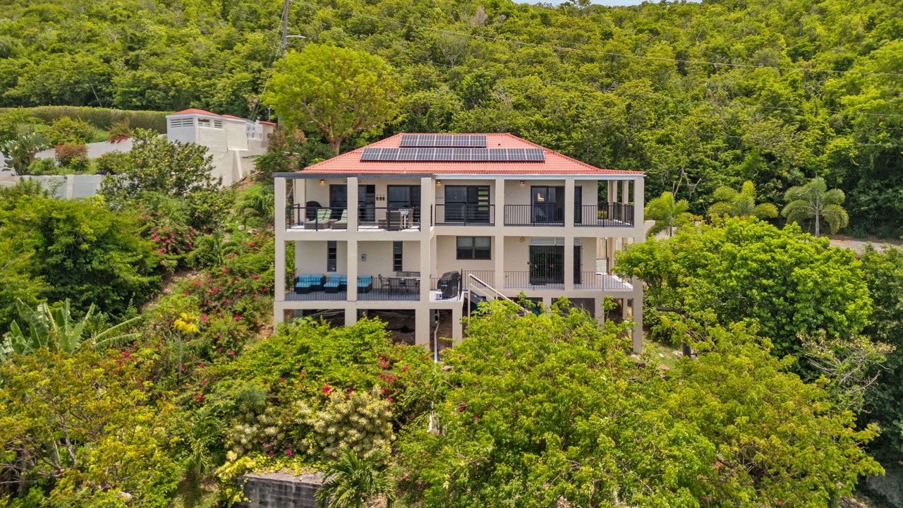 Photo of Outdoor in Estate Frenchman Bay