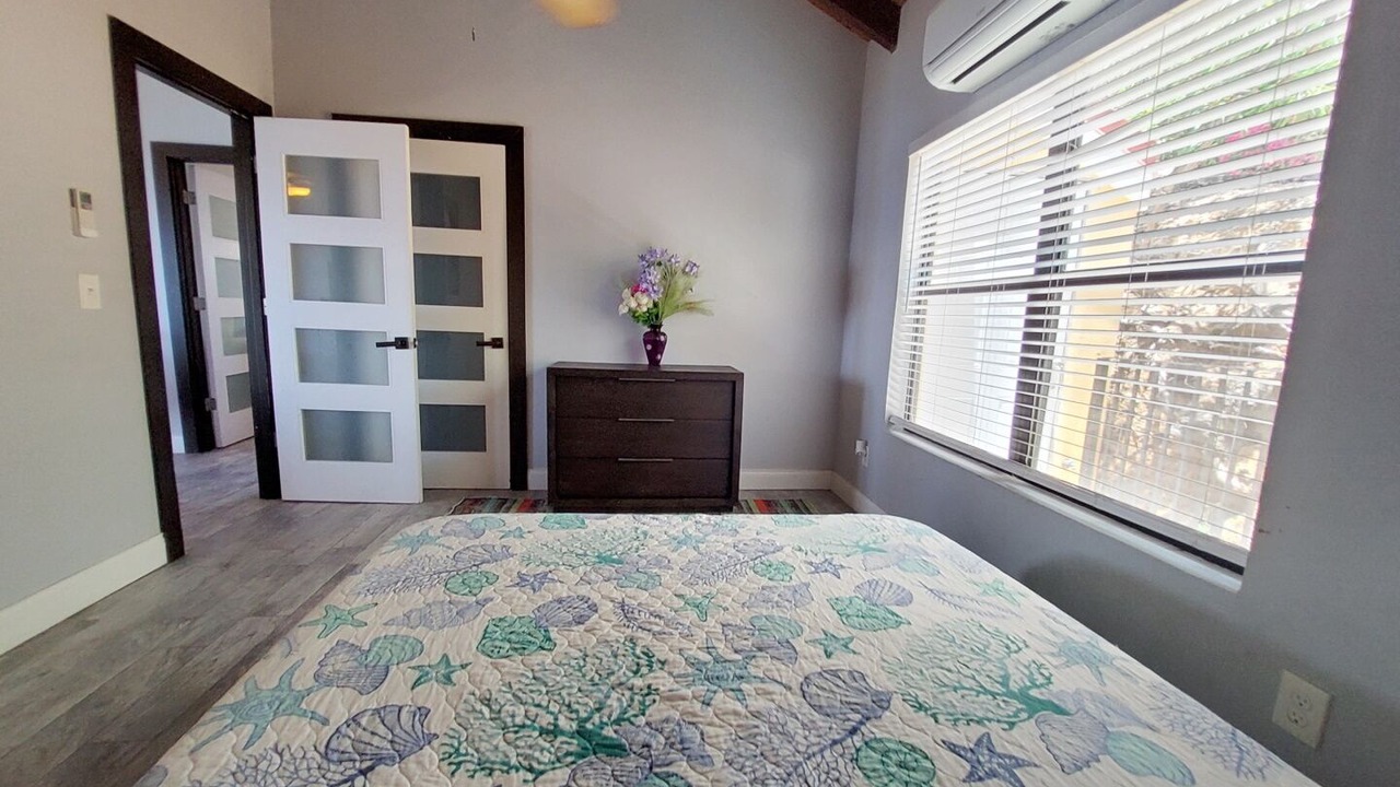 Photo of Bedroom in Estate Frenchman Bay