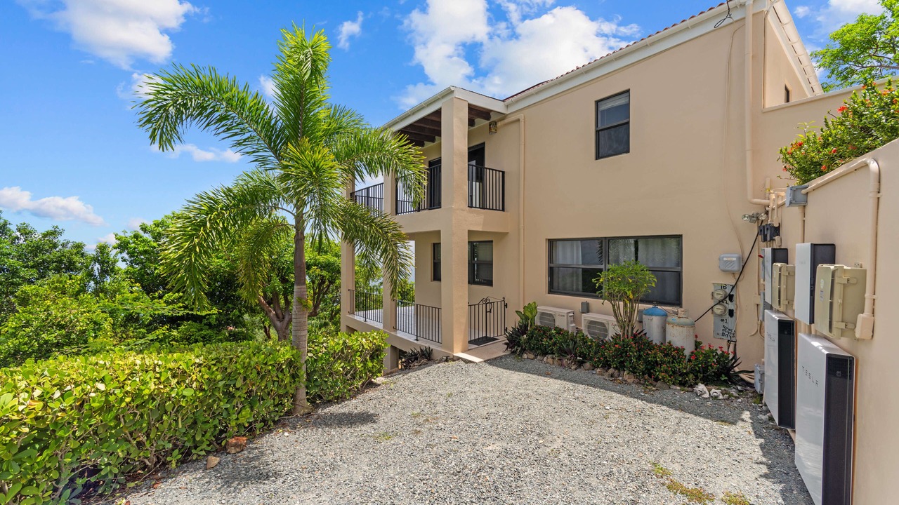 Photo of Outdoor in Estate Frenchman Bay