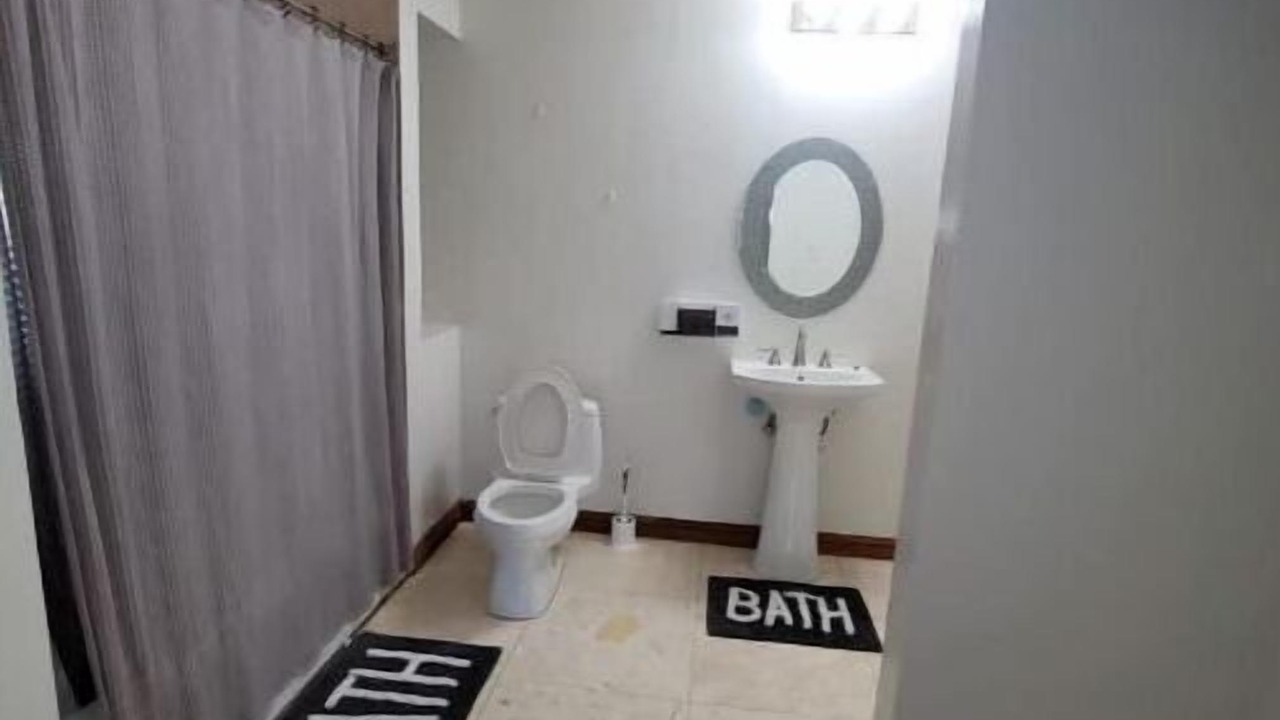 Photo of Bathroom in Testman