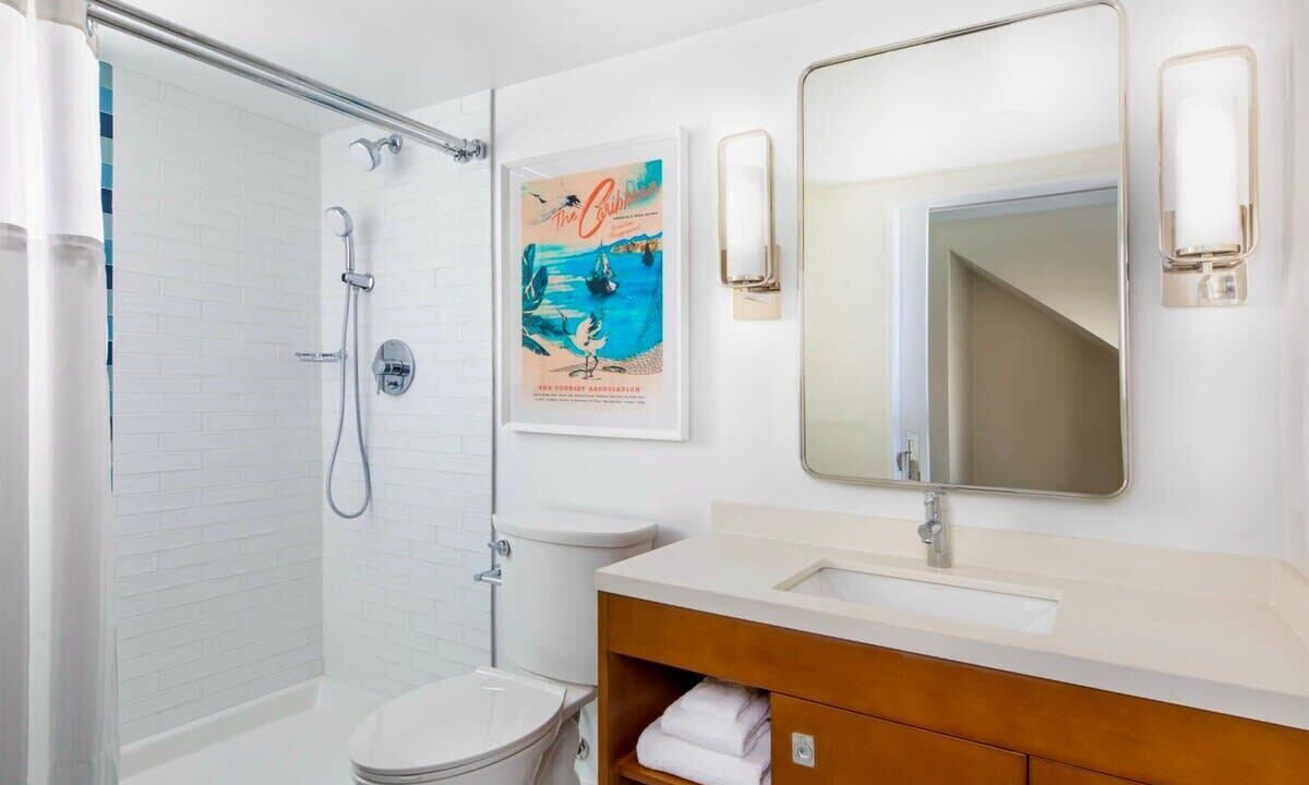 Photo of Bathroom in Estate Frenchman Bay