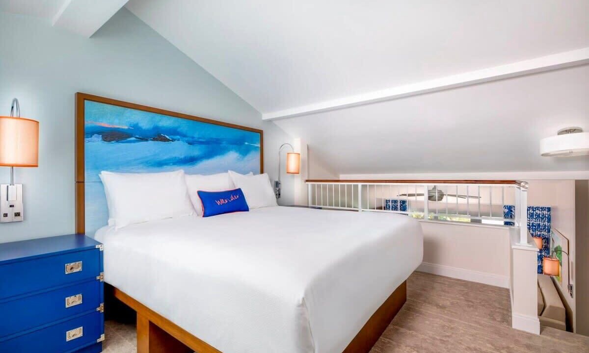 Photo of Bedroom in Estate Frenchman Bay